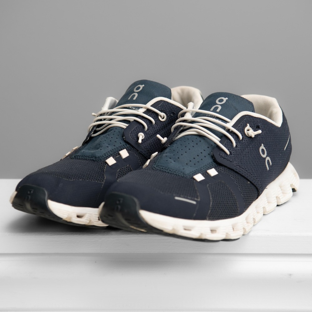 On Cloud 6 Running Shoes M8.5/W10 Athleisure Sneakers GorpCore Minimalist Navy